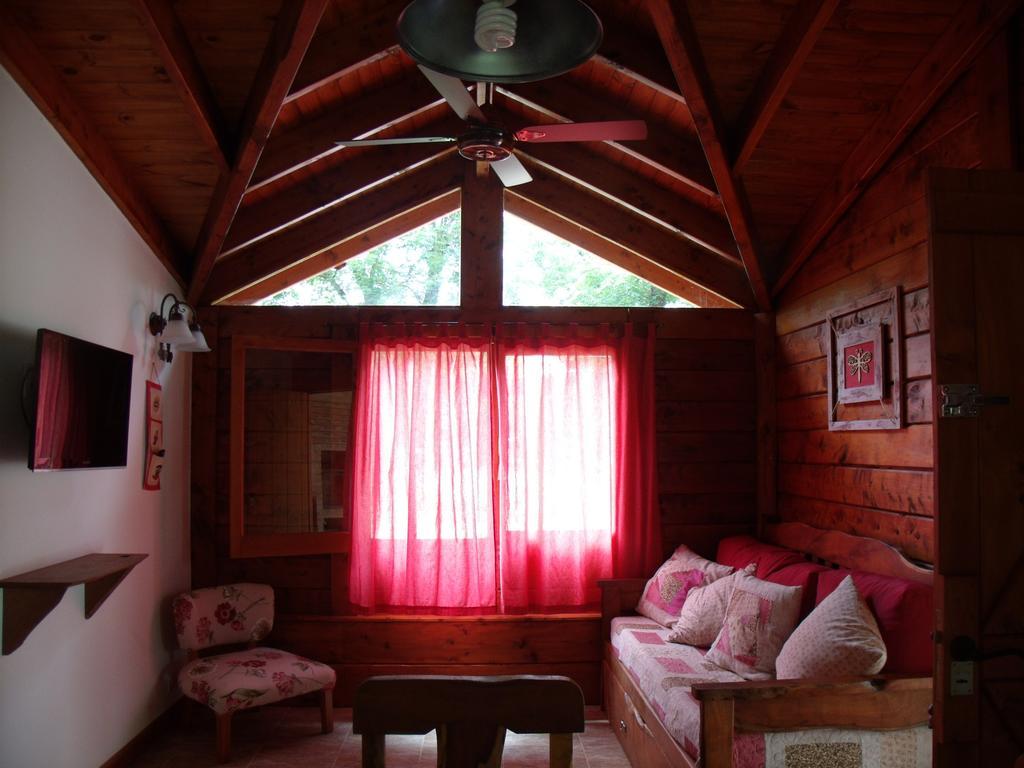 Cabanas De Colores Los Reartes Quarto foto